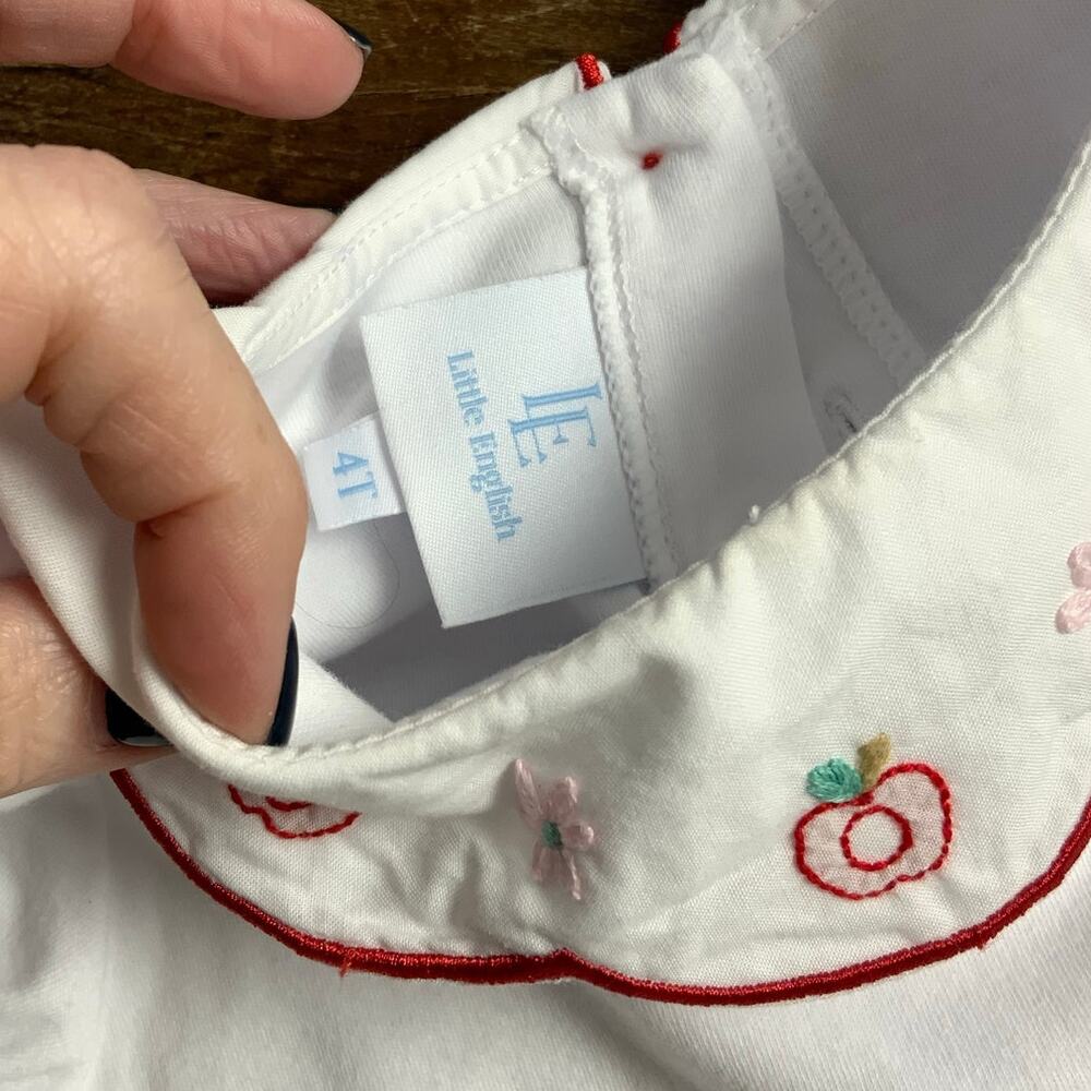 Little English Embroidered Apple Collar short sleeve size 4T - Picture 3 of 4